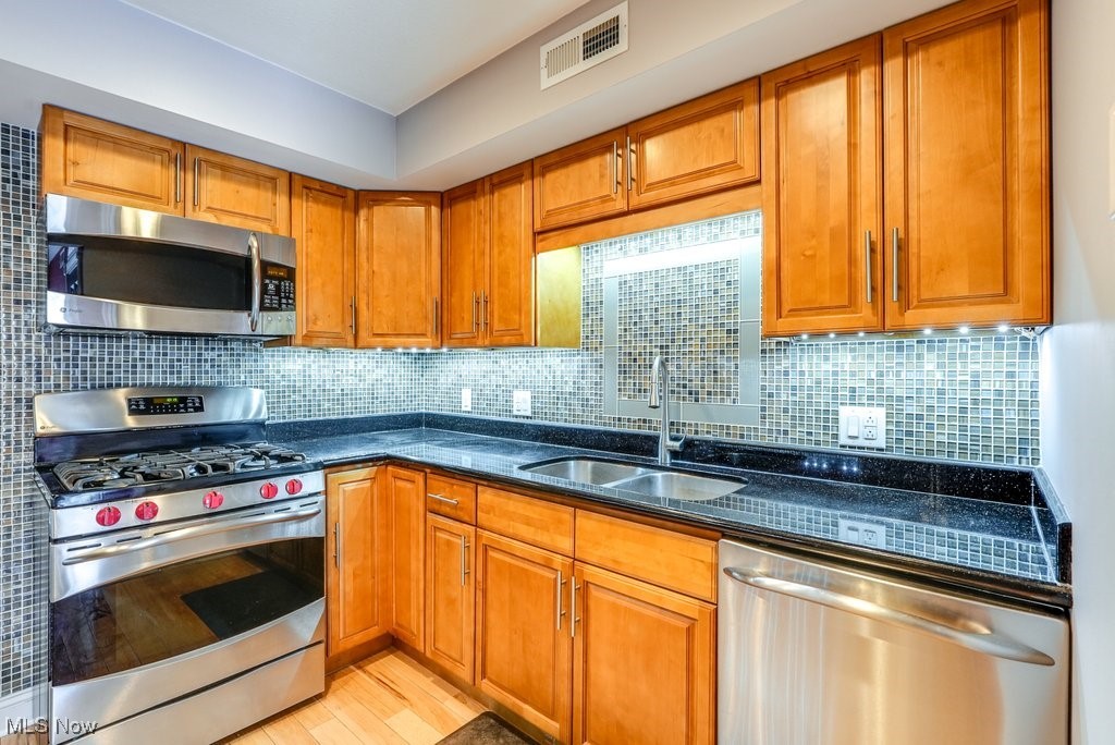 6340 Greenwood Parkway Sagamore Hills OH 44067