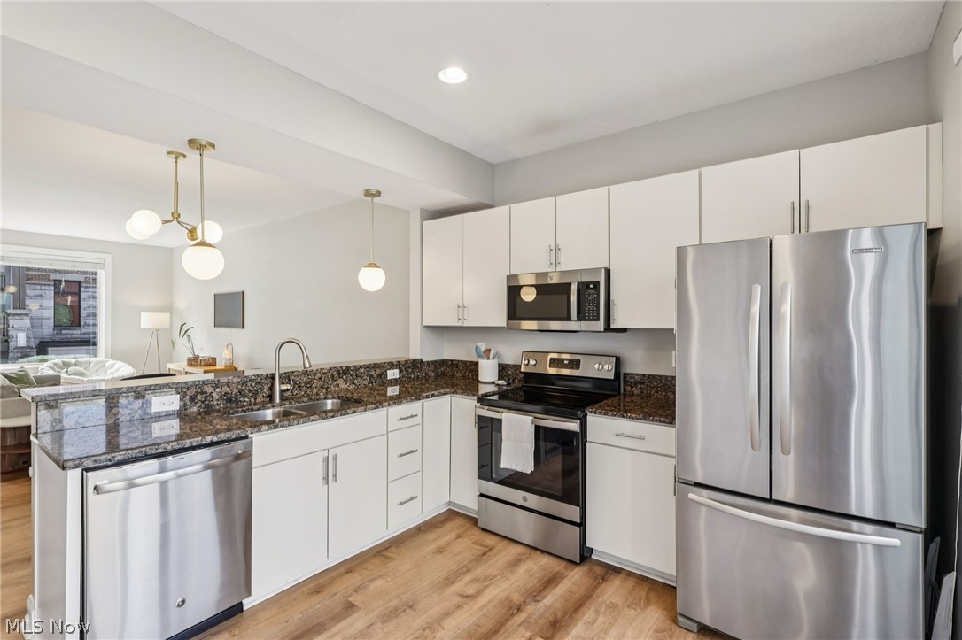 1410 Copper Trace Cleveland Heights OH 44118