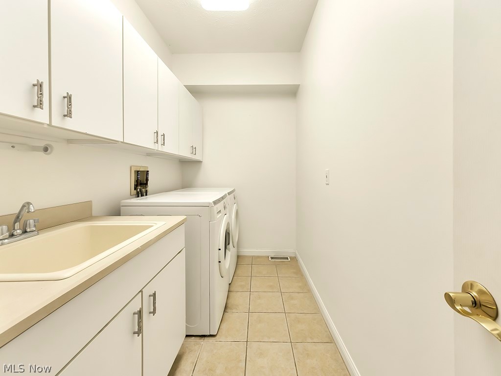 460 Hollyhock Court Mayfield Heights OH 44124