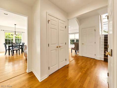 460 Hollyhock Court Mayfield Heights OH 44124