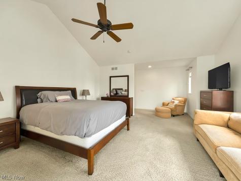 460 Hollyhock Court Mayfield Heights OH 44124