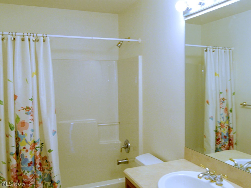 460 Hollyhock Court Mayfield Heights OH 44124
