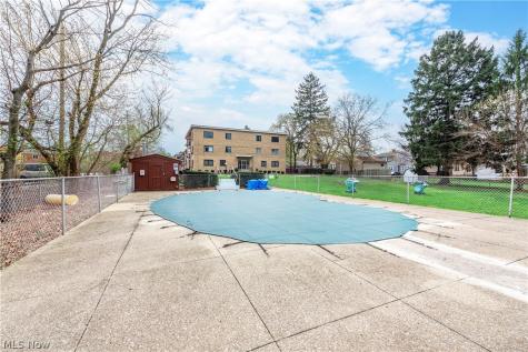 20312 Lorain Road Fairview Park OH 44126