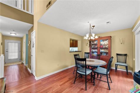 180 Fox Hollow Drive Mayfield Heights OH 44124