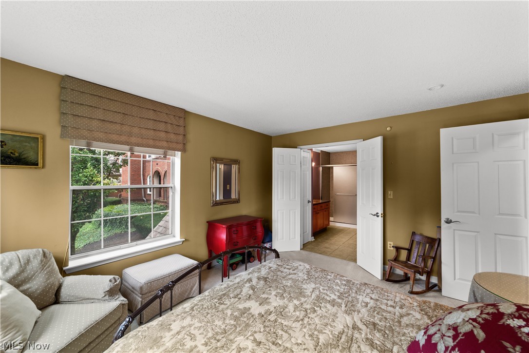 180 Fox Hollow Drive Mayfield Heights OH 44124