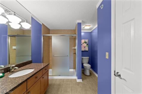 180 Fox Hollow Drive Mayfield Heights OH 44124