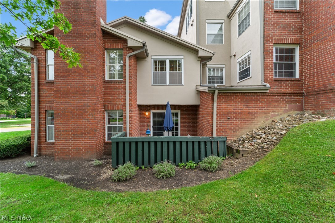 180 Fox Hollow Drive Mayfield Heights OH 44124