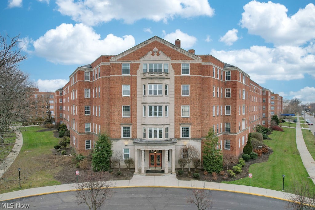 13800 Fairhill Road Shaker Heights OH 44120