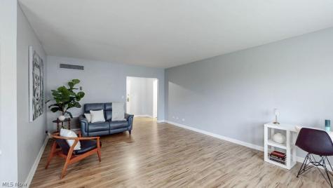 13800 Fairhill Road Shaker Heights OH 44120