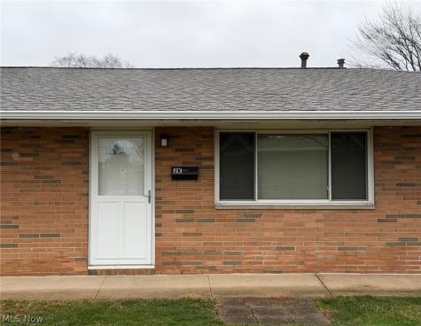21884 River Oaks Drive Rocky River OH 44116
