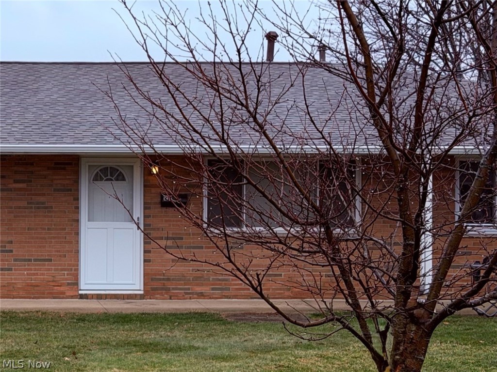 21884 River Oaks Drive Rocky River OH 44116