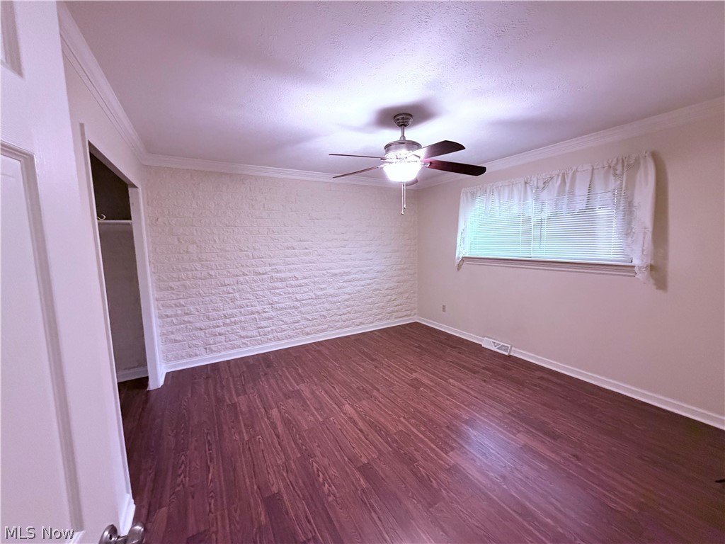 21884 River Oaks Drive Rocky River OH 44116
