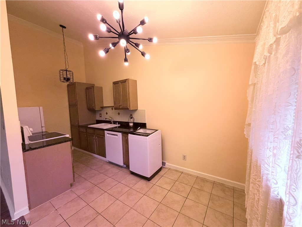 21884 River Oaks Drive Rocky River OH 44116