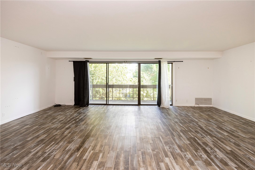 22555 Center Ridge Road Rocky River OH 44116