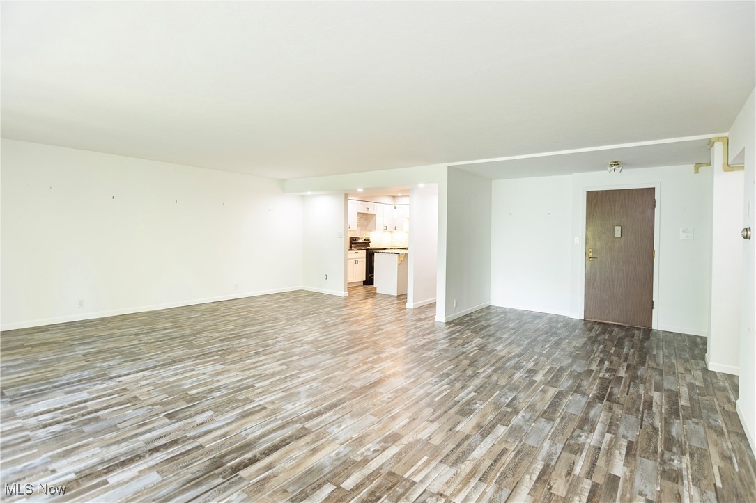 22555 Center Ridge Road Rocky River OH 44116