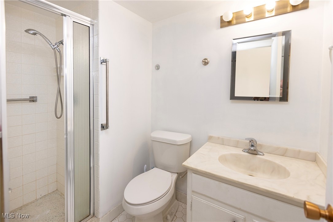 22555 Center Ridge Road Rocky River OH 44116