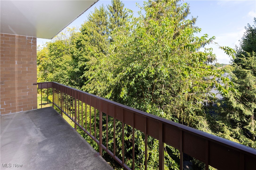 22555 Center Ridge Road Rocky River OH 44116