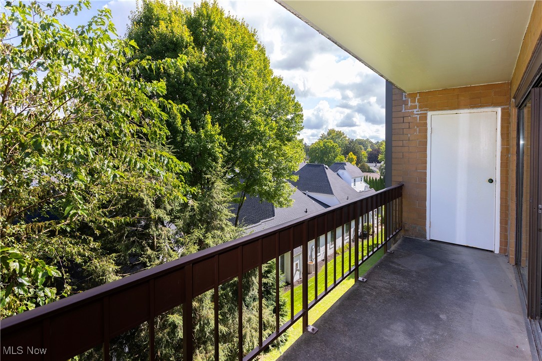 22555 Center Ridge Road Rocky River OH 44116