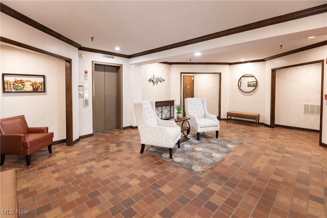 22555 Center Ridge Road Rocky River OH 44116