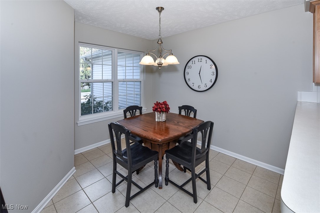 649 Linsberry Court Avon Lake OH 44012