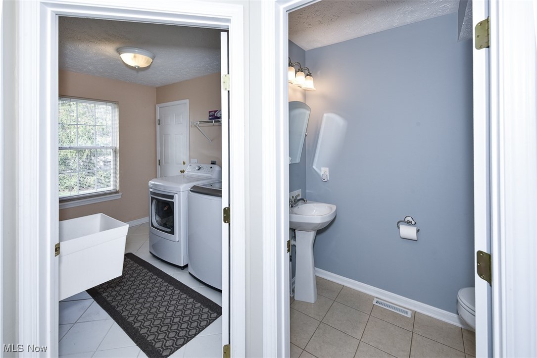 649 Linsberry Court Avon Lake OH 44012