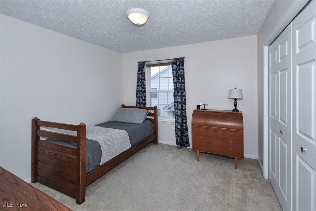 649 Linsberry Court Avon Lake OH 44012