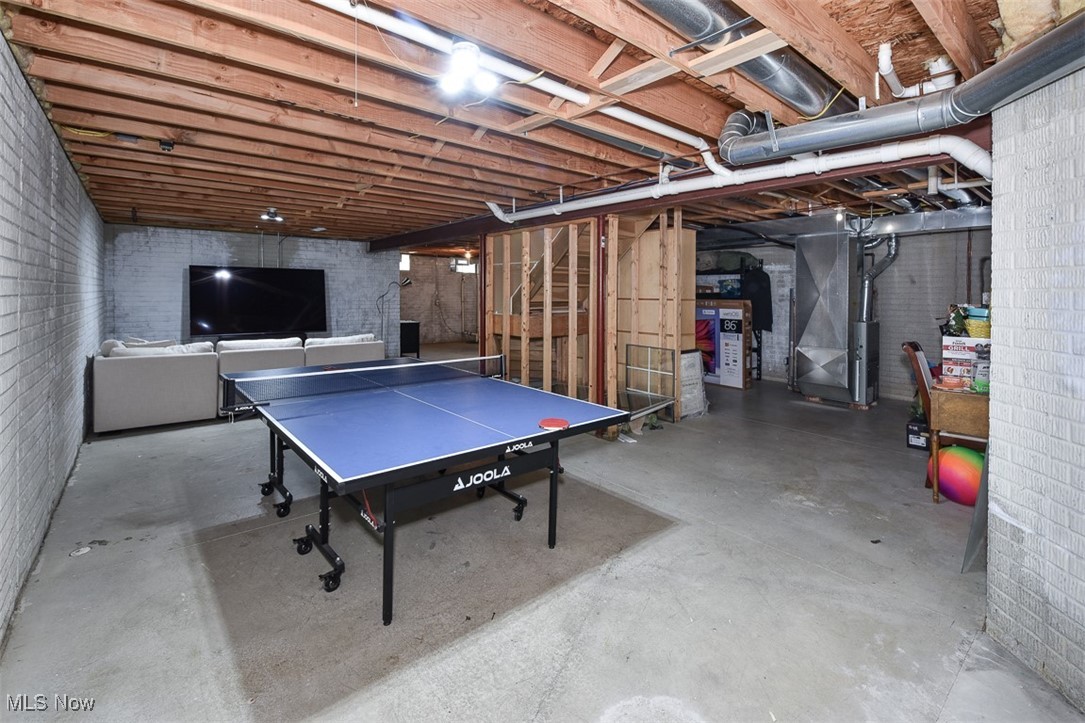 649 Linsberry Court Avon Lake OH 44012