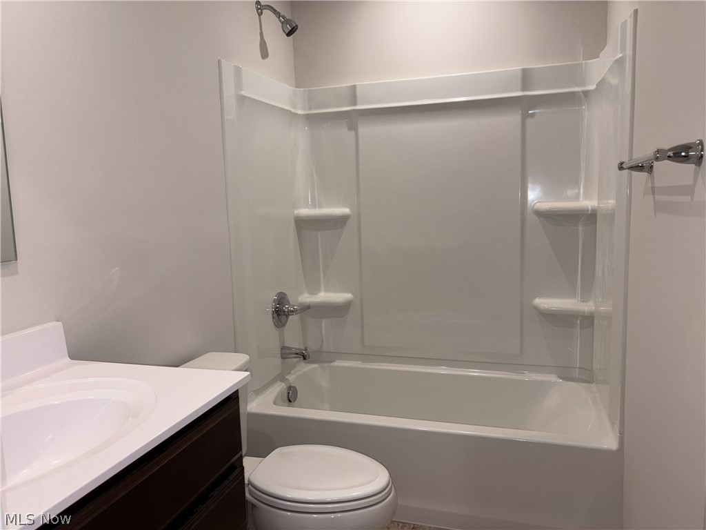 210 Raintree Lane Painesville OH 44077