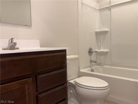 210 Raintree Lane Painesville OH 44077
