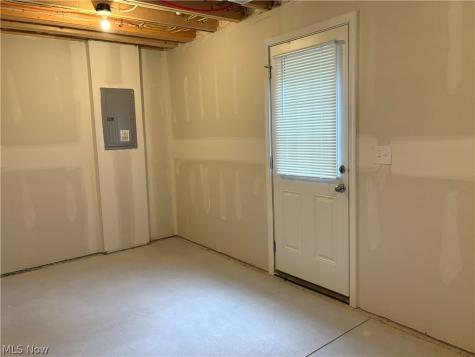 210 Raintree Lane Painesville OH 44077