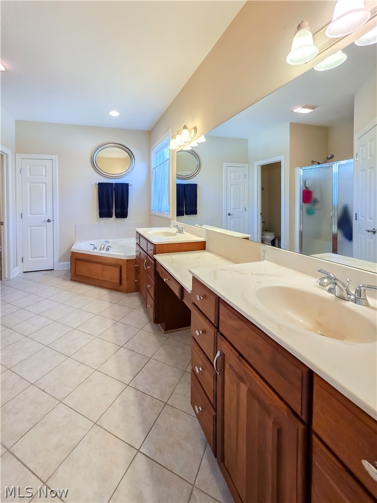 6450 Pebble Beach Drive NW Canton OH 44718