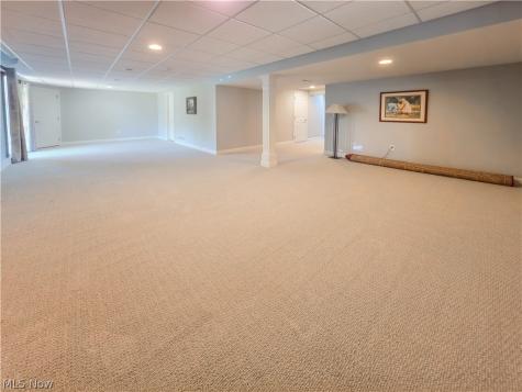 6450 Pebble Beach Drive NW Canton OH 44718