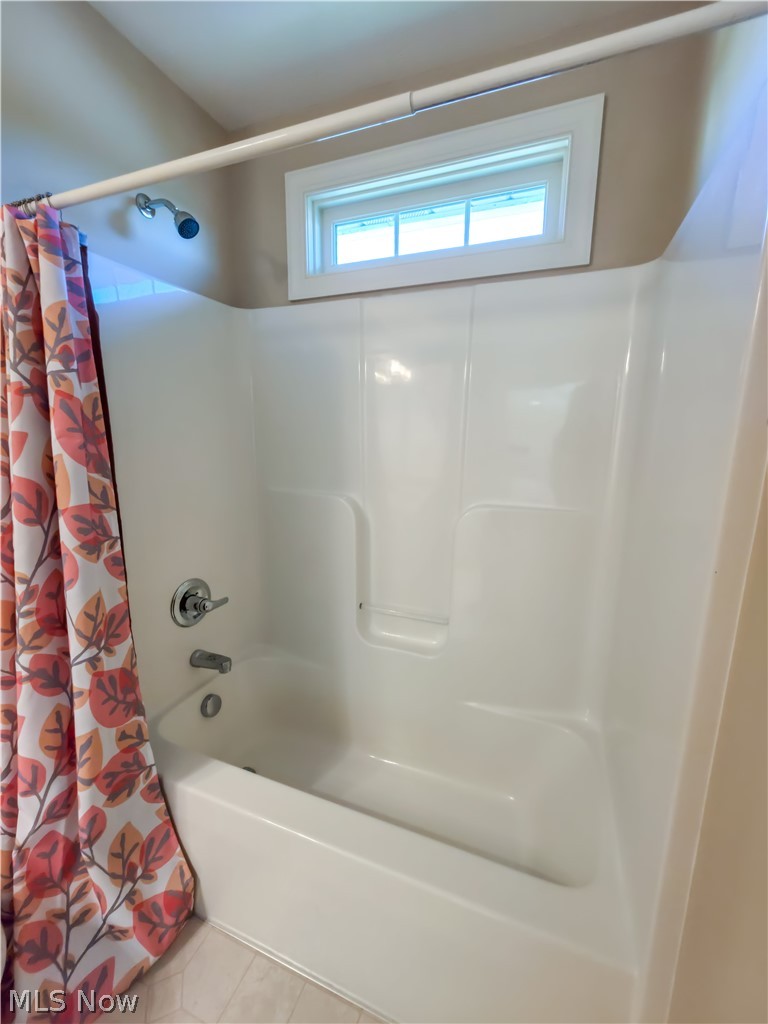 6450 Pebble Beach Drive NW Canton OH 44718