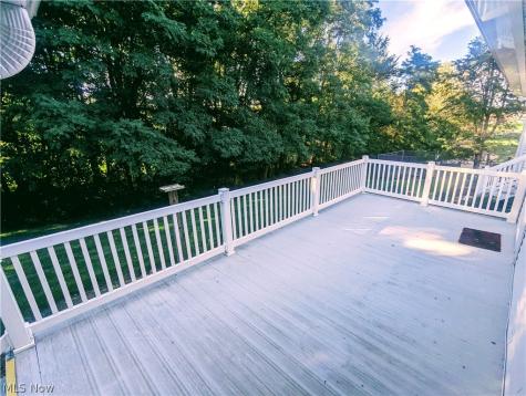 976 Rosemarie Circle Wadsworth OH 44281