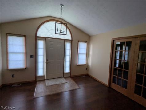 976 Rosemarie Circle Wadsworth OH 44281