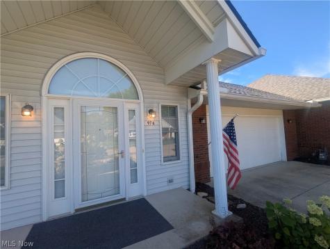 976 Rosemarie Circle Wadsworth OH 44281