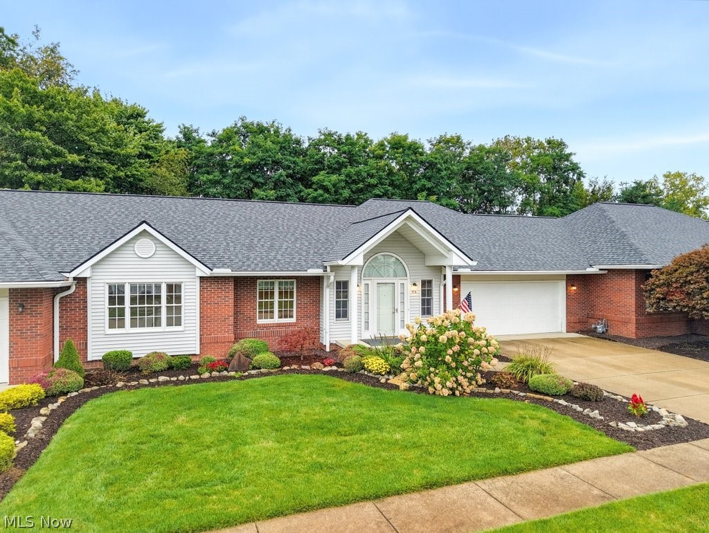 976 Rosemarie Circle Wadsworth OH 44281