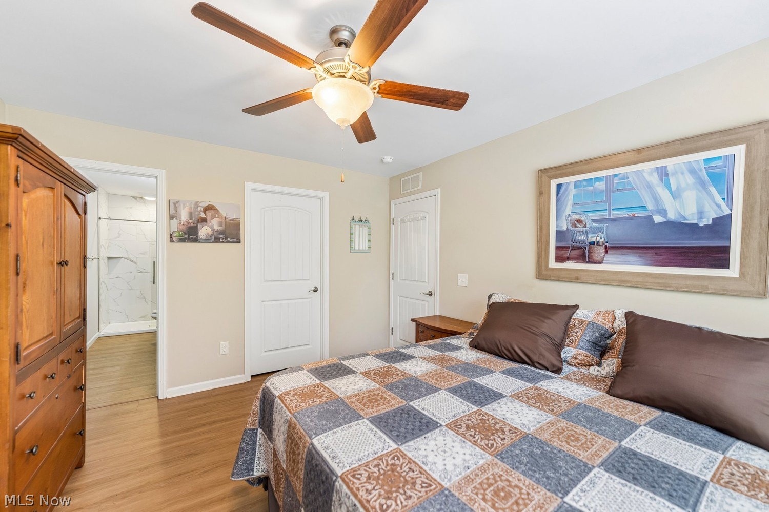 318 Lake Breeze Cove Eastlake OH 44095