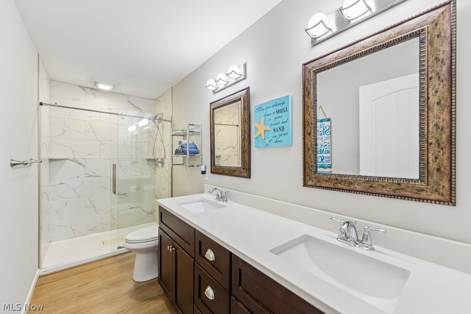 318 Lake Breeze Cove Eastlake OH 44095
