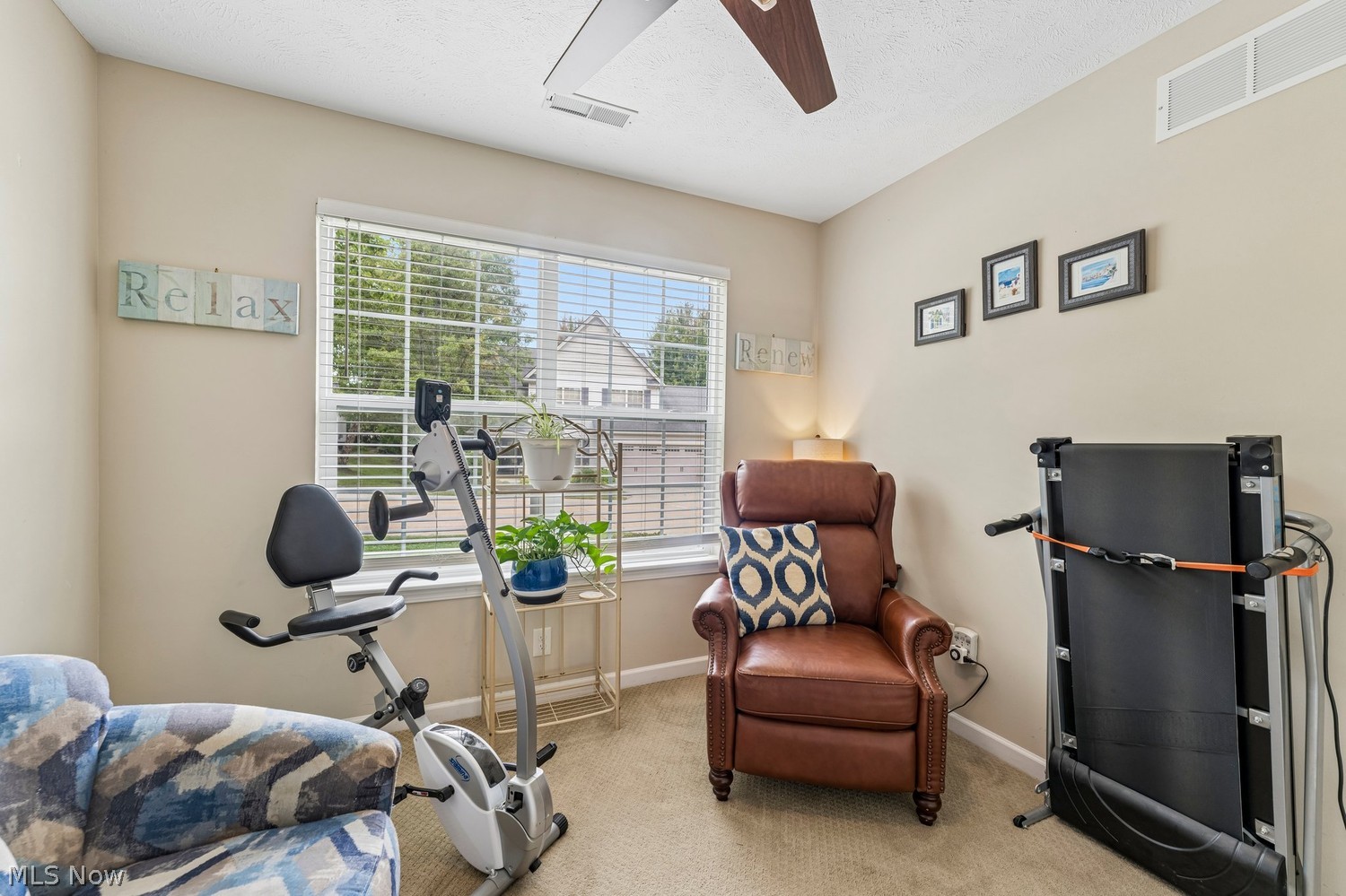 318 Lake Breeze Cove Eastlake OH 44095