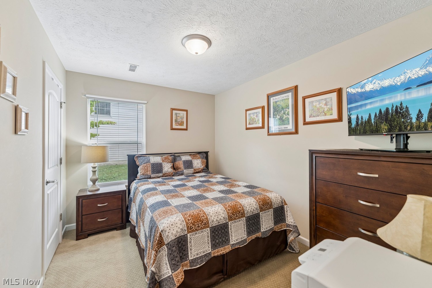 318 Lake Breeze Cove Eastlake OH 44095