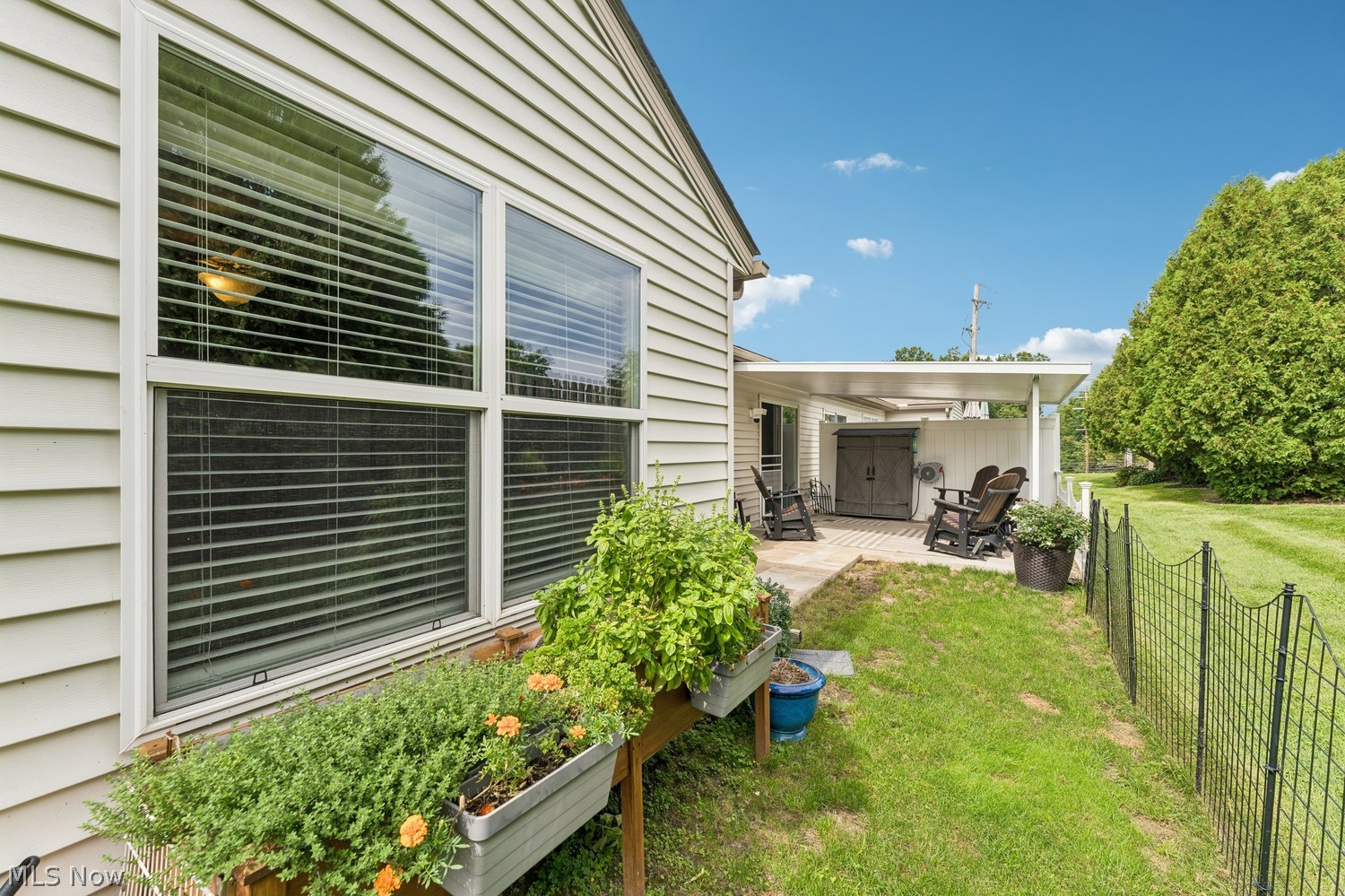 318 Lake Breeze Cove Eastlake OH 44095