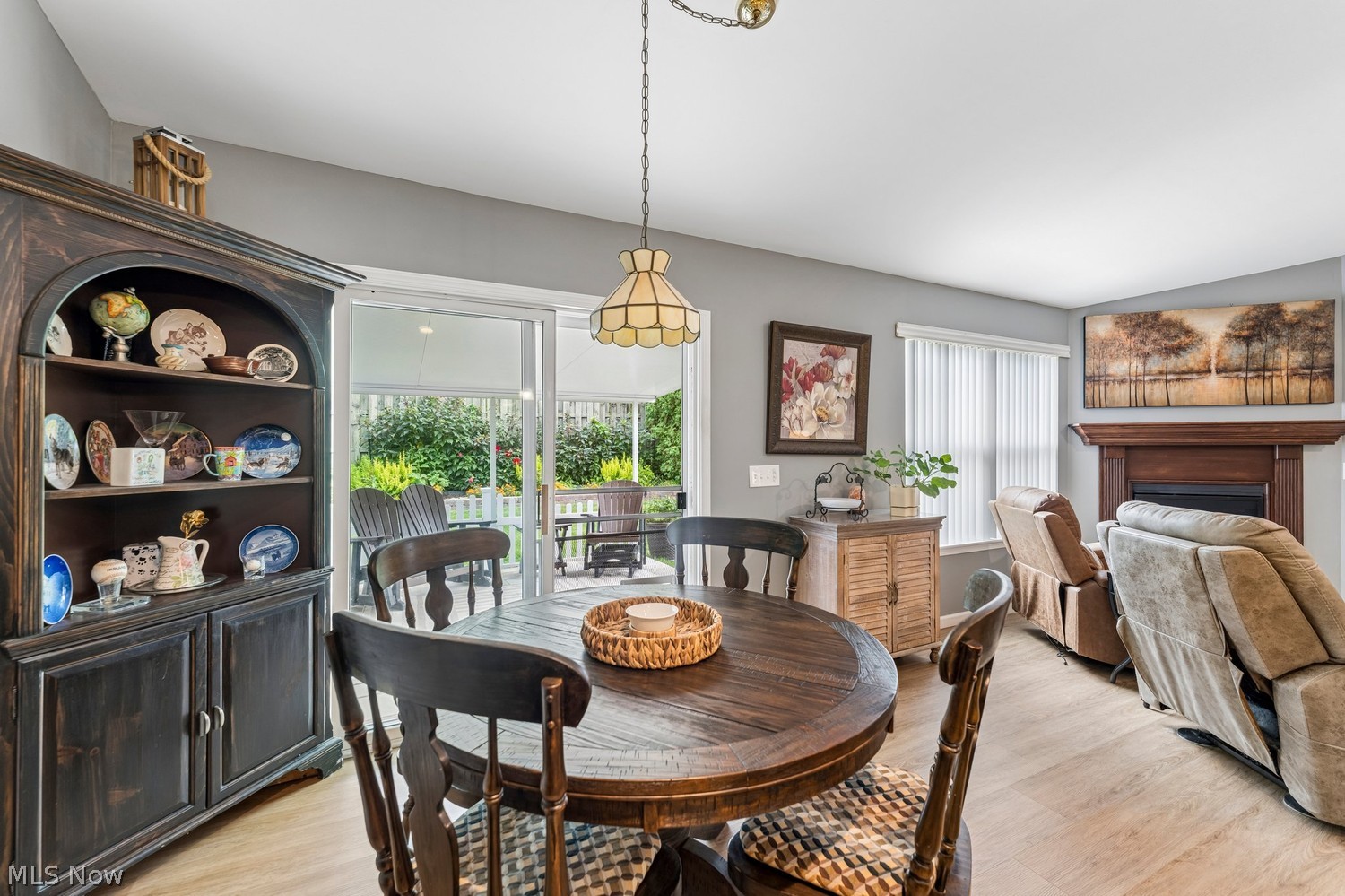 318 Lake Breeze Cove Eastlake OH 44095