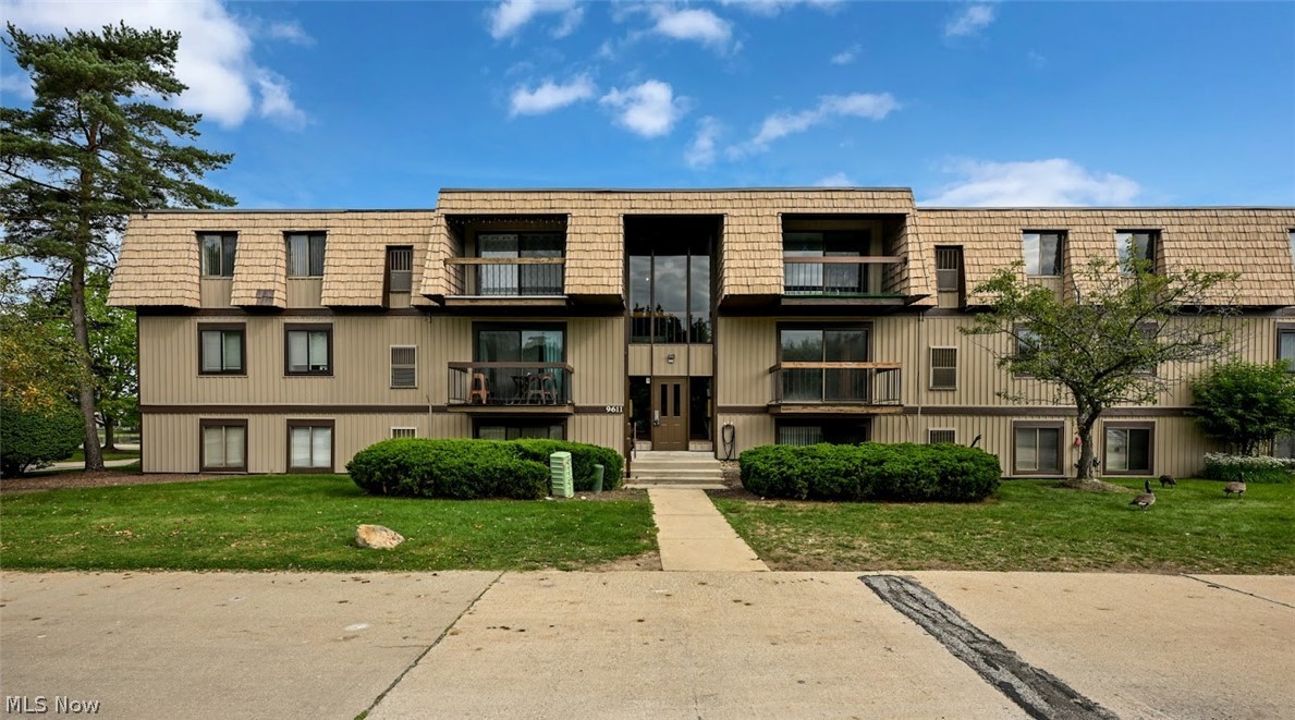 9611 Sunrise Boulevard North Royalton OH 44133