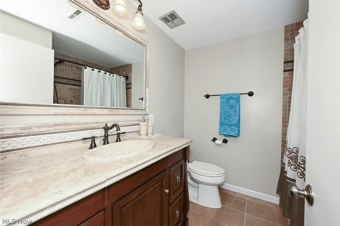 9611 Sunrise Boulevard North Royalton OH 44133
