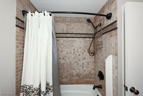 9611 Sunrise Boulevard North Royalton OH 44133