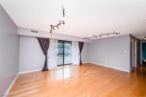 9611 Sunrise Boulevard North Royalton OH 44133