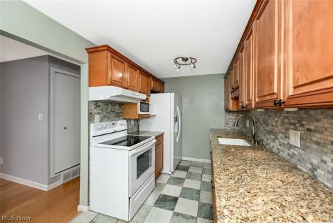 9611 Sunrise Boulevard North Royalton OH 44133
