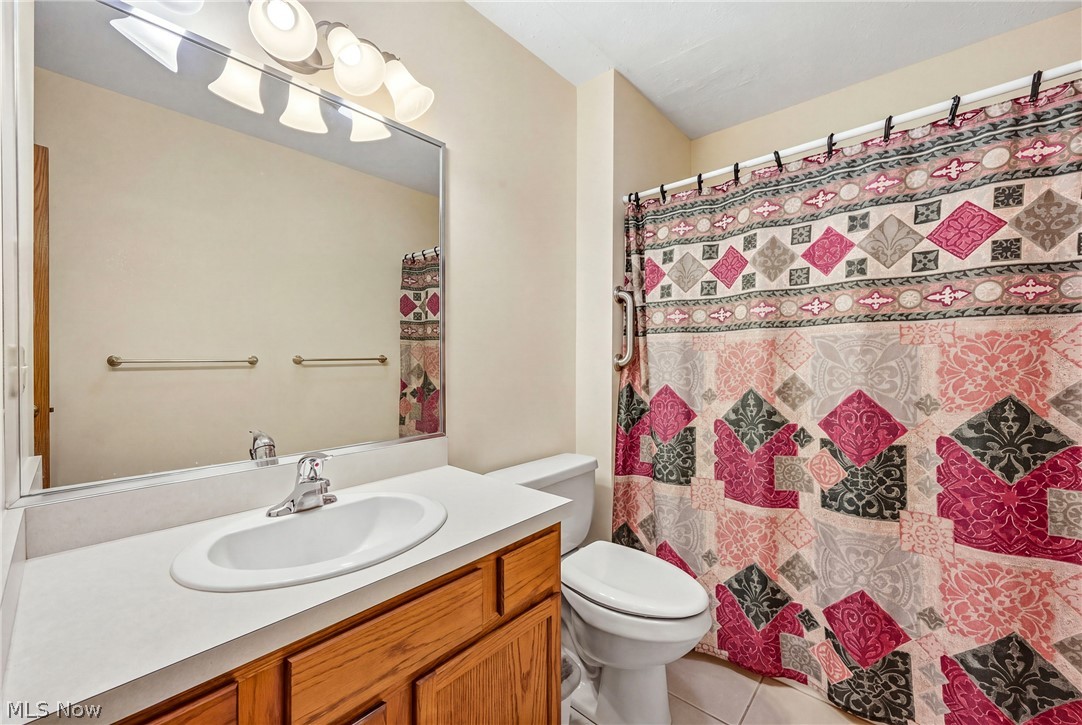 544 Caroline Avenue Hubbard OH 44425