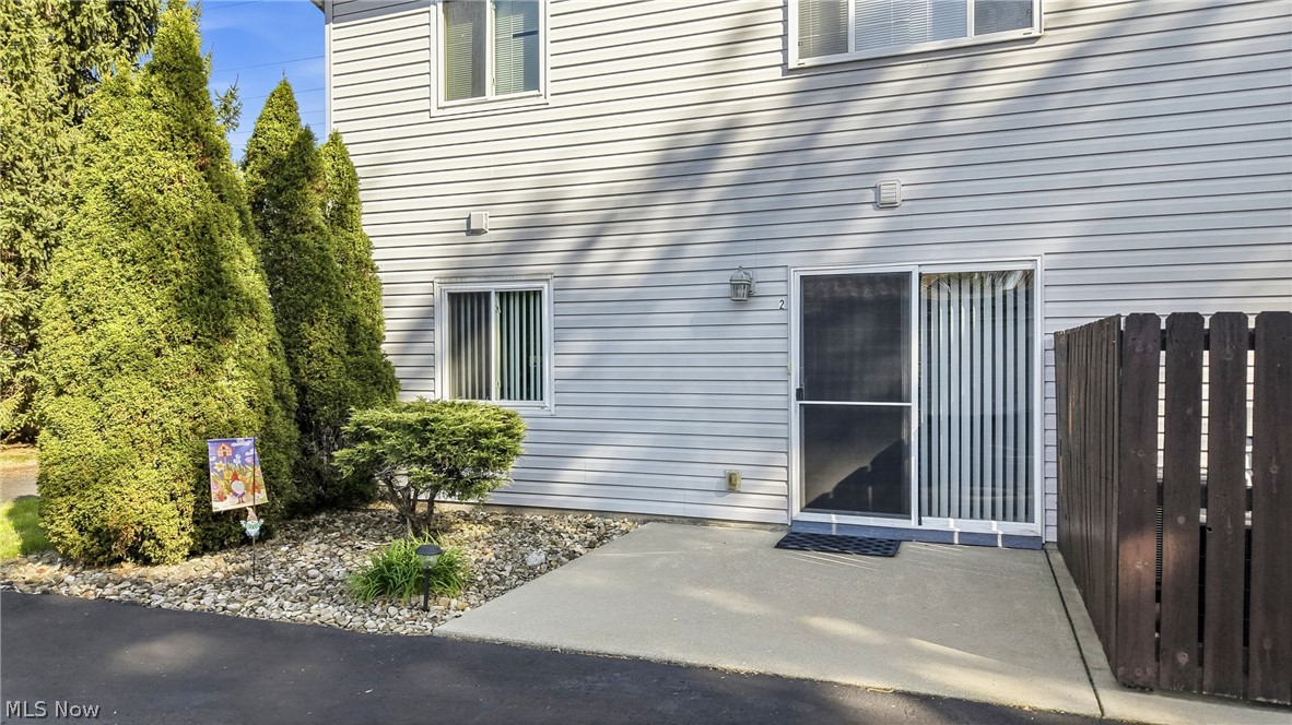 544 Caroline Avenue Hubbard OH 44425